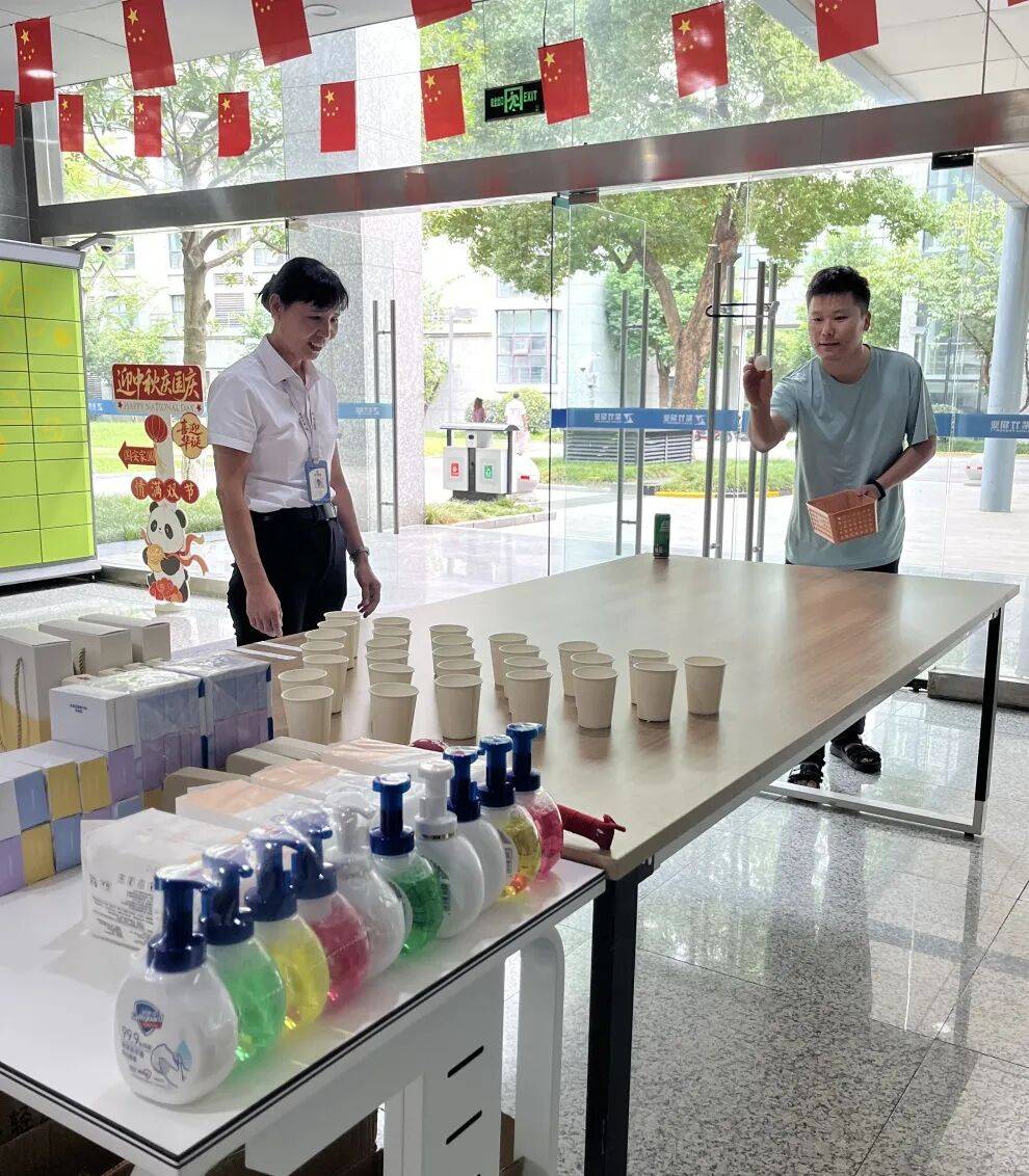 秋情满国庆”双节同庆活动圆满落幕PG麻将胡了软件园一期“月满中(图2) 秋情满国庆”双节同庆活动圆满落幕PG麻将胡了软件园一期“月满中(图2)