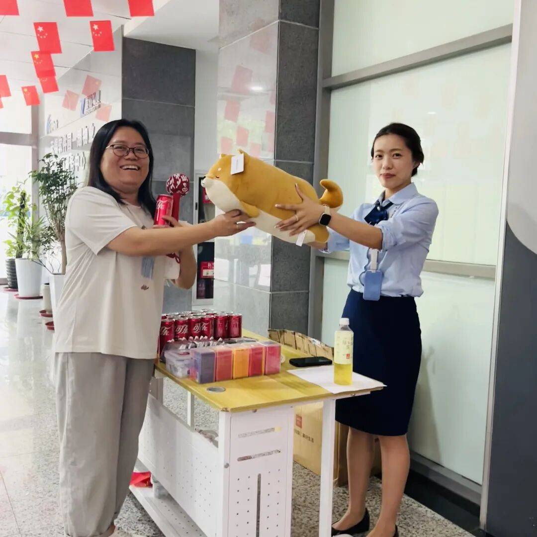 秋情满国庆”双节同庆活动圆满落幕PG麻将胡了软件园一期“月满中(图4) 秋情满国庆”双节同庆活动圆满落幕PG麻将胡了软件园一期“月满中(图4)